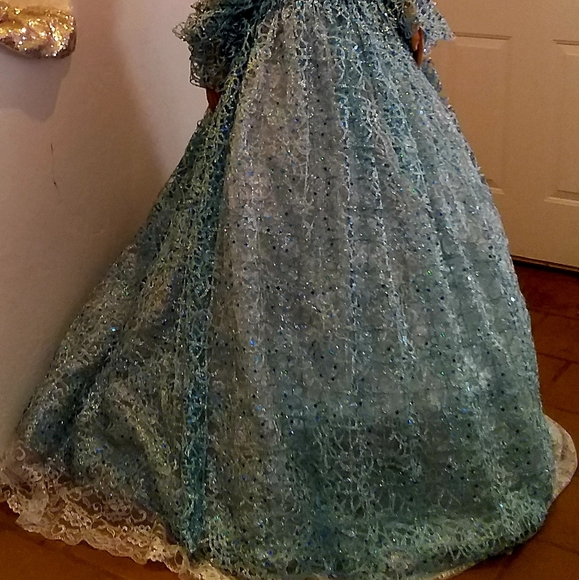 "ANYA" Turquoise & Silver Medieval Goddess Wedding Ballgown Set - Picture 4 of 14